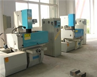 電脈沖火花機(jī)